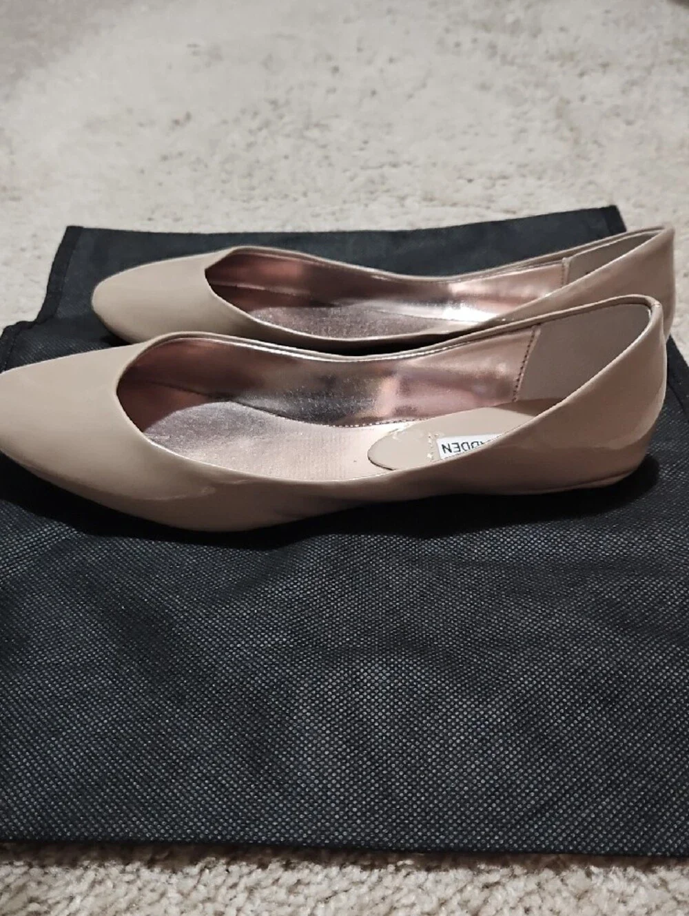 Steve Madden Nude Patent Flats